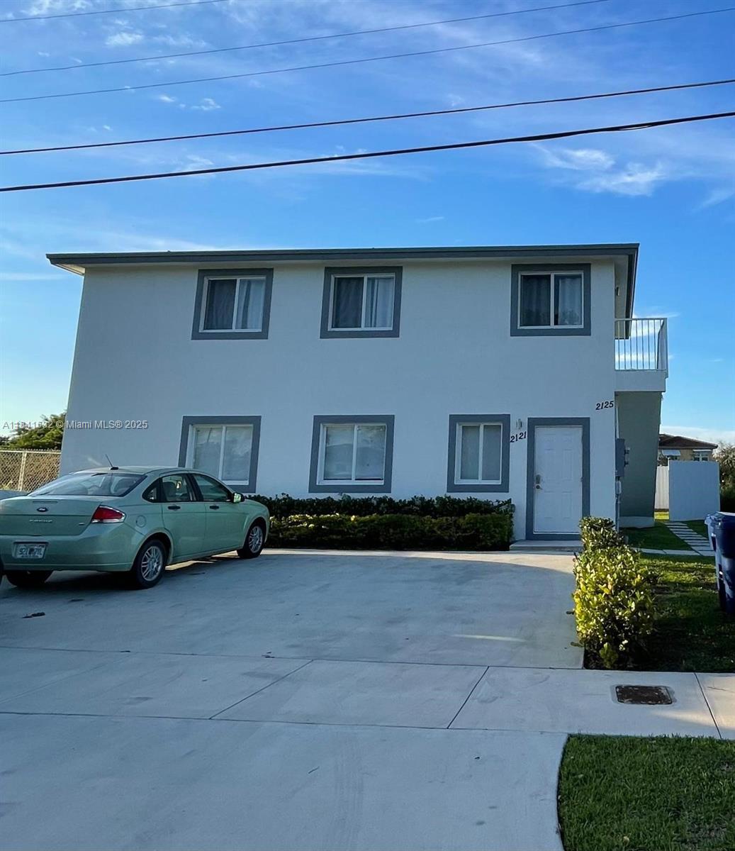 2121 NW 72nd st FL