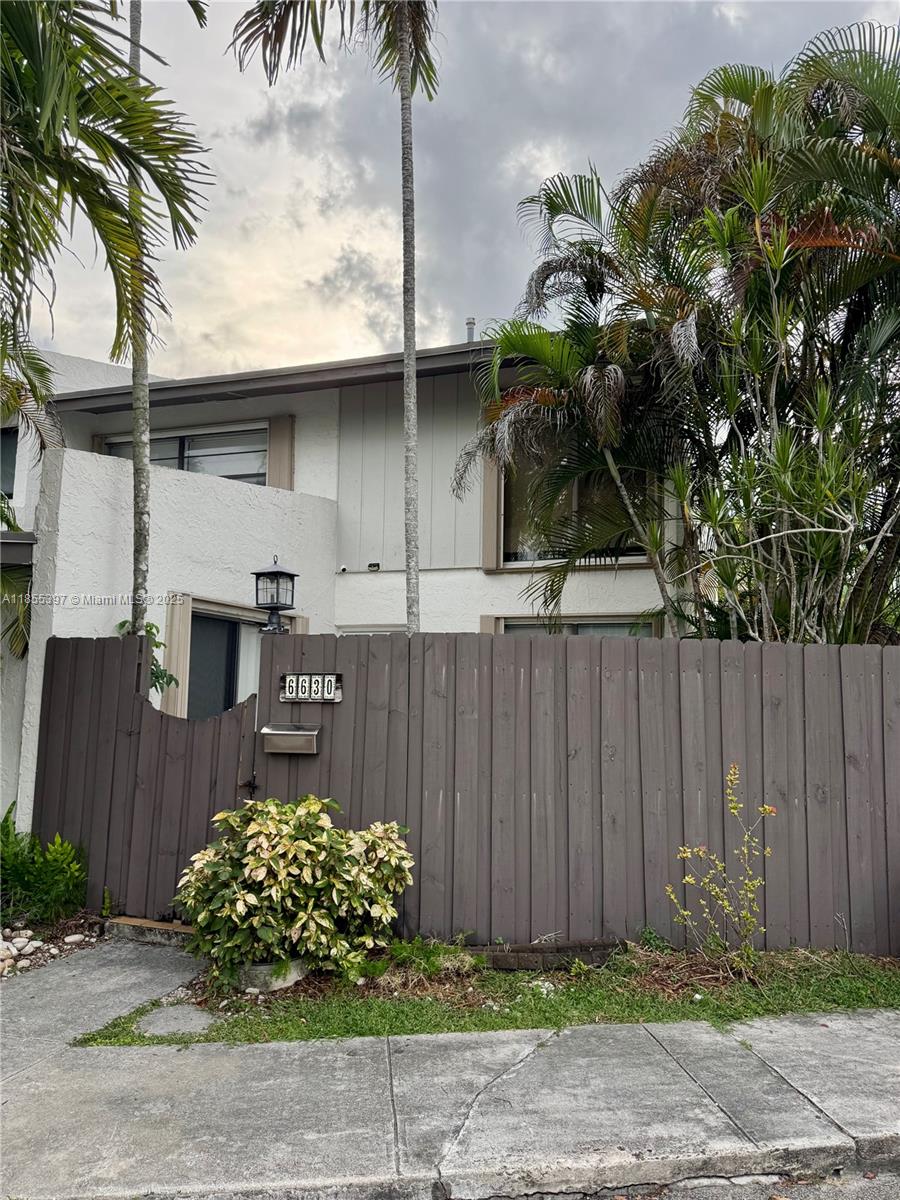 6630 SW 112th Pl 6630 #6630 Miami FL