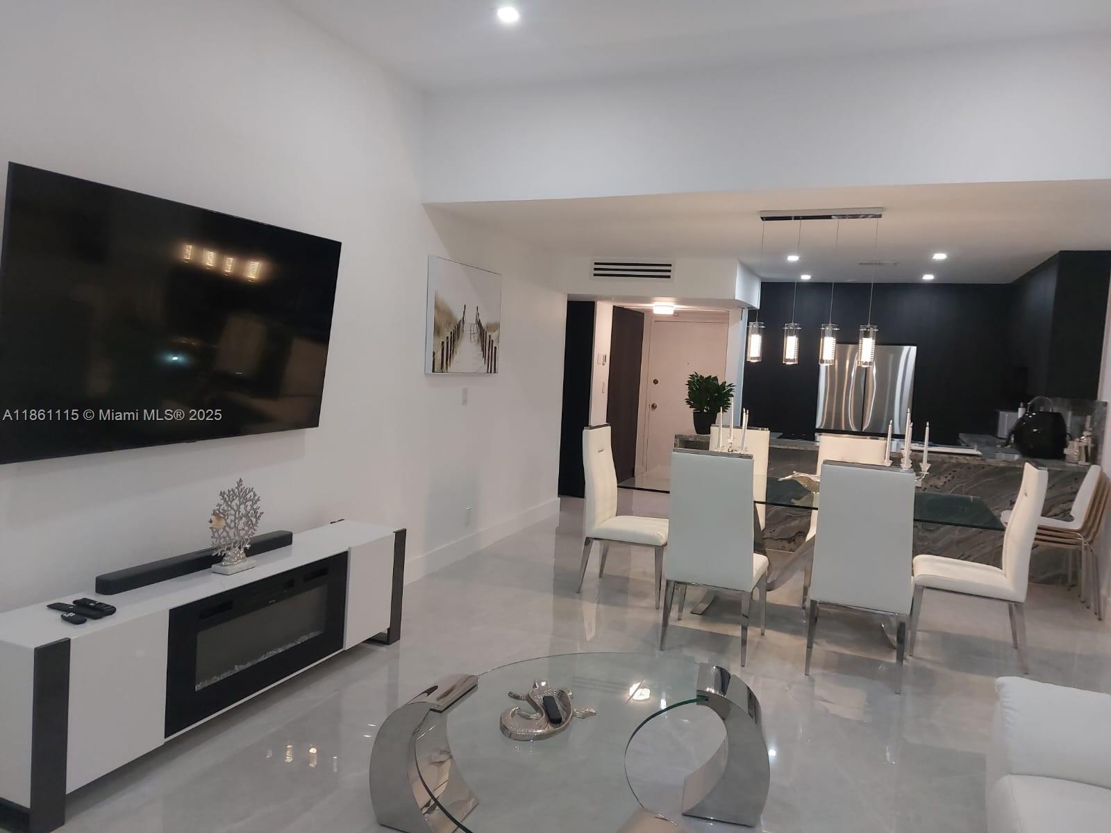 3180 S Ocean Dr 1721 #1721 Hallandale Beach FL