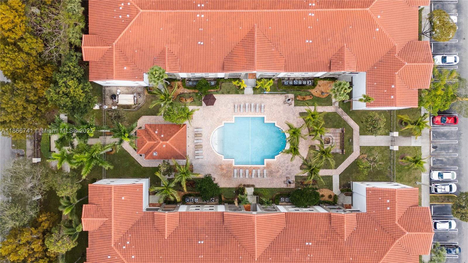 6821 SW 44 Street 102 #102 Miami FL